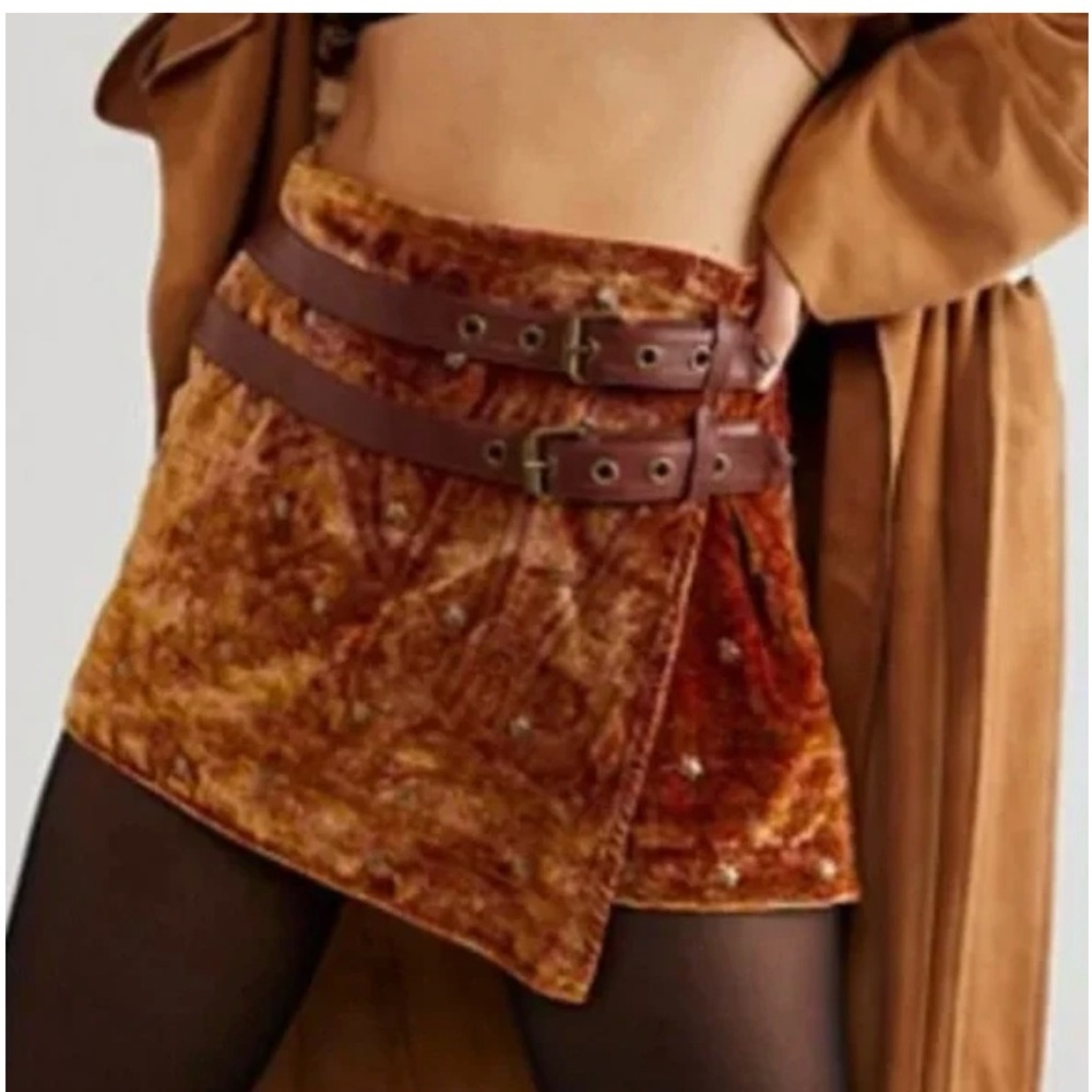 Free People / Anthropology Velvet Paisley Skirt (skort) - Festival Ready!